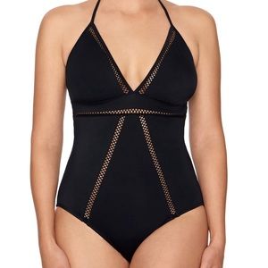 🛍 One Piece Halter Swimsuit